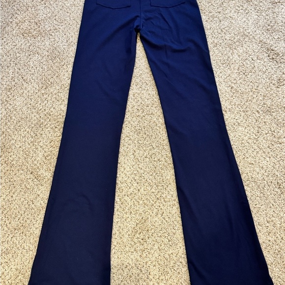 Yogipace XS Tall Navy Sporty Flare Yoga Pants – Pull-On, Stretchy, Back Pockets - Picture 6 of 10
